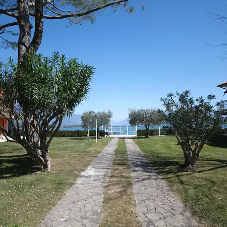 Garda Paola Experience 1 Manerba del Garda